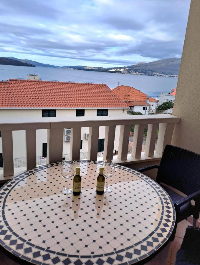 Apartment Angie Trogir Exterior foto